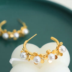 Regal Bloom – 18K Gold Vintage Pearl Flower Court Earrings