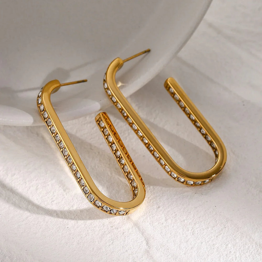 Radiant Curve – 18K Gold U-Shaped Earrings with Diamond Inlay