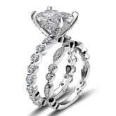 Eternal Brilliance – Diamond-Studded Luxury Ring