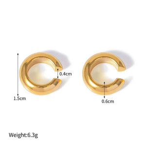 C-Shaped Gemstone Earrings – 18K Gold Modern Elegant Hoop Design