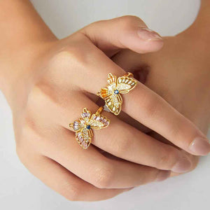 Flutter Radiance Ring β 18K Gold Butterfly with Diamond Inlay