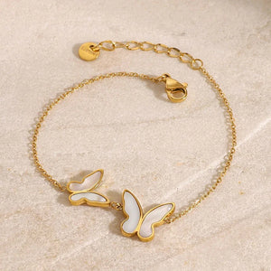 Wings of Elegance – 18K Gold Butterfly Gemstone Luxury Bracelet