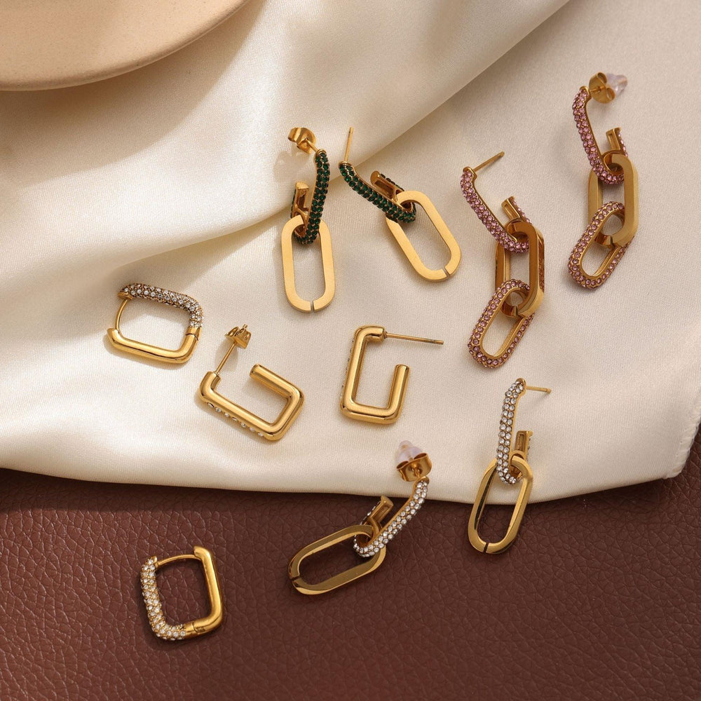 Exquisite Dazzling – 18K Gold Oval with U-Shaped Diamond Earrings