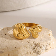 Lover’s Embrace – 18K Double Heart Open Ring