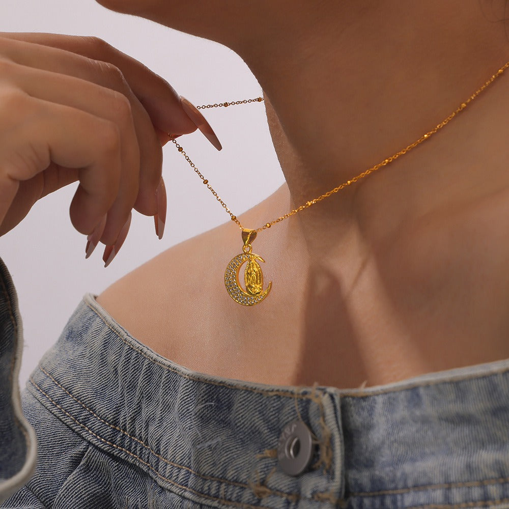 Crescent Moon Diamond Necklace – 18K Gold Plated Light Luxury | Argesteel