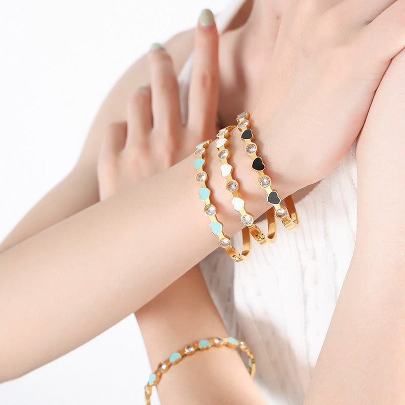 18K gold open bracelet with drip oil hearts and zircon-studded circles