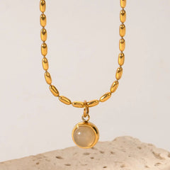 Retro-Inspired 18K Gold Gemstone Pendant Necklace