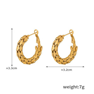 Eterna Loop – 18K Gold C-Shaped Minimalist Earrings