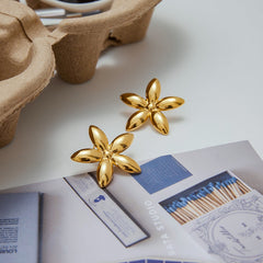 Light luxury floral earrings for women in 18K gold