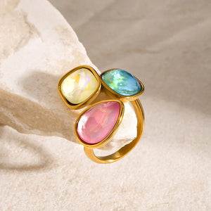 Orla – 18K Gold Gem Geometry Ring