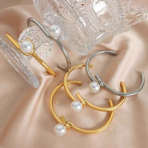 Tied Grace β 18K Gold Pearl Bracelet Twisted Pearl Inlaid Open Style