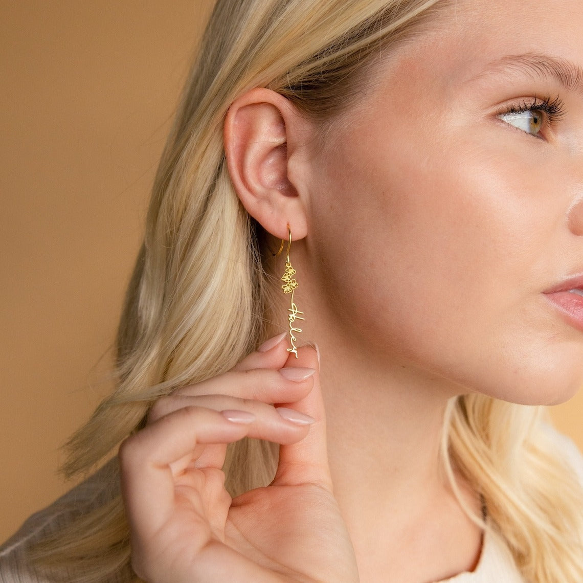 Custom Birth Flower Name Earrings – Personalized - Argesteel