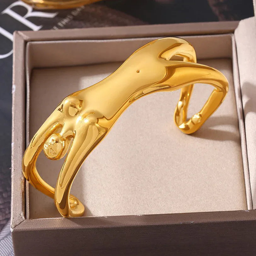 Vita 18K gold sculptural open cuff bracelet with body-shaped design