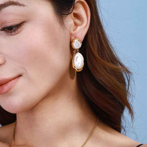 Irregular Pearl Earrings – Light Luxury 18K Gold Artistic Elegance