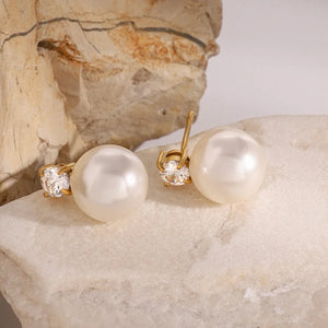 Golden Grace β 18K Gold Earrings with Inlaid Pearl Elegance