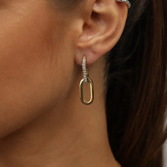 Exquisite Dazzling – 18K Gold Oval with U-Shaped Diamond Earrings