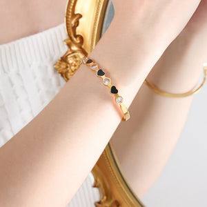 https://shineoss.oss-cn-hongkong.aliyuncs.com/wang/2025/04/12/c7d86dc3-a7c3-4fa6-8013-b9ea8da1c07b.jpg