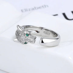 Regal Wild – Panther Head Inlaid Diamond Exquisite Noble Ring