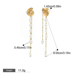 Conch Pearl Tassel Earrings Featuring 18K Gold – Elegant Marine-Inspired Design