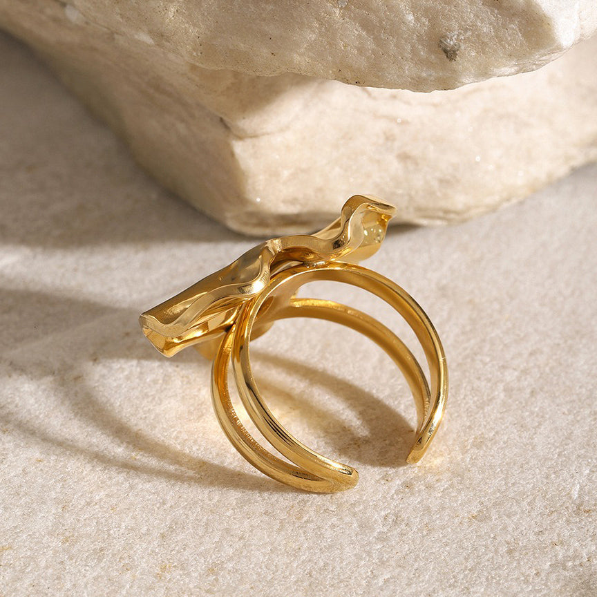 18K Gold Luna Hammered Heart Ring for Women - Argesteel