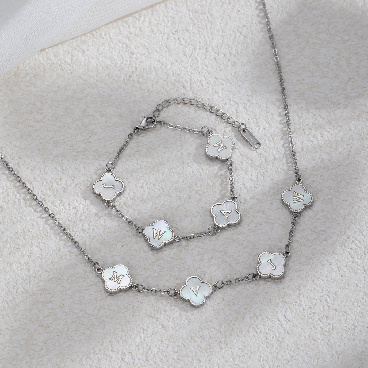 The Best Jewellery Gifts for a Girlfriend's Birthday: 7 Ideas She'll Actually Love - Argesteel