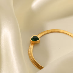 White heart zircon with brilliant-cut stone chain