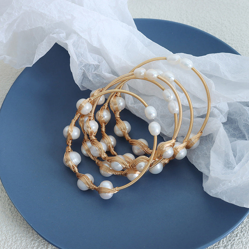 Golden Serenity Bracelet – 18K Gold Light Luxury Design with Pearl Inlays
