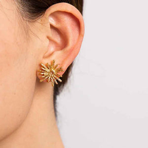 Solara Sunflower Earrings - Luxury 18K Gold Vintage Bloom Design