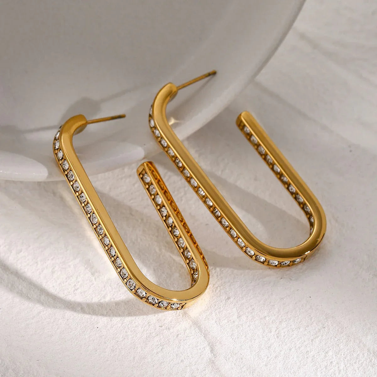 Radiant Curve – 18K Gold U-Shaped Earrings with Diamond Inlay