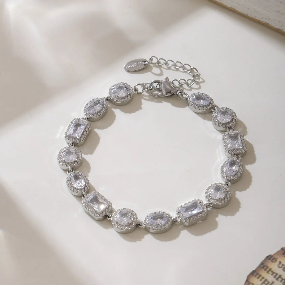 Geometric bracelet for women in 18K gold with sparkling zircon