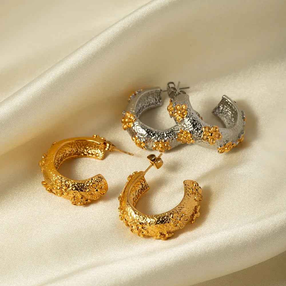 Lunaria Hammered C-Hoop Earrings – Exquisite 18K Gold Floral Texture Design