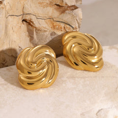 Sculpted Edge Earrings – 18K Gold Geometric with Textured Design