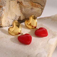 Golden Heart Earrings – 18K Gold Heart-Shaped Pendant Design