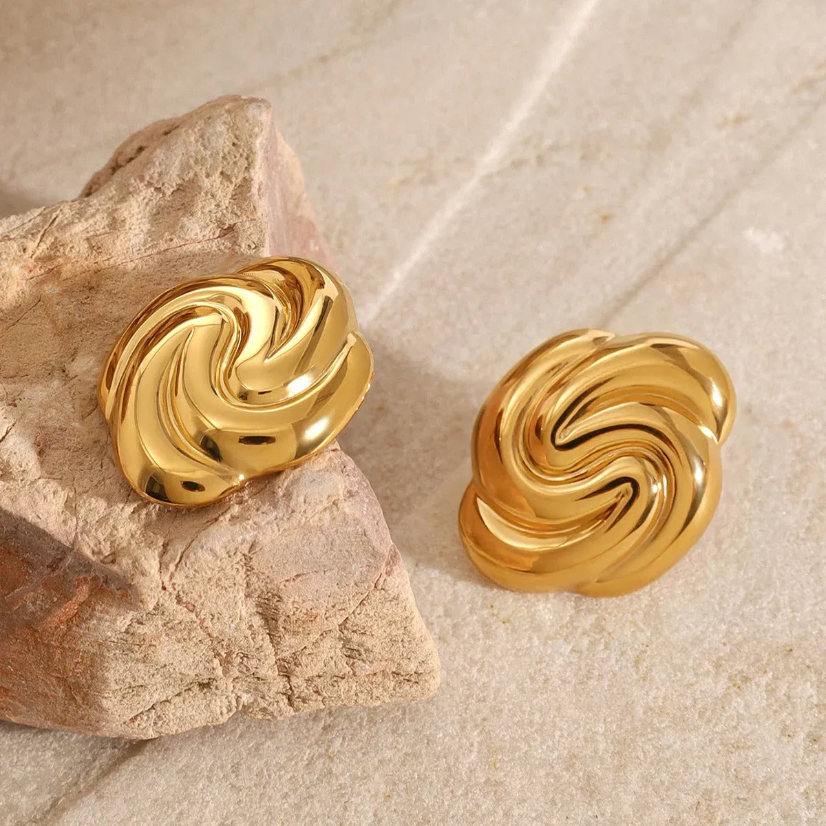 Sculpted Edge – 18K Gold Geometric Textured Earrings