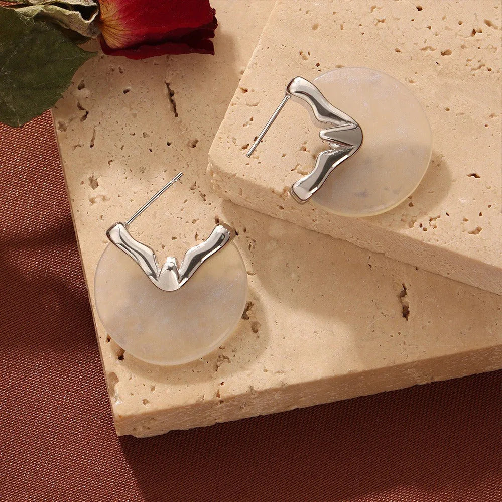 Fleur Éventail – 18K Gold Fan-Shaped Gemstone Earrings