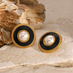 Luxury jewelry box with Luna Frame 18K pearl earrings