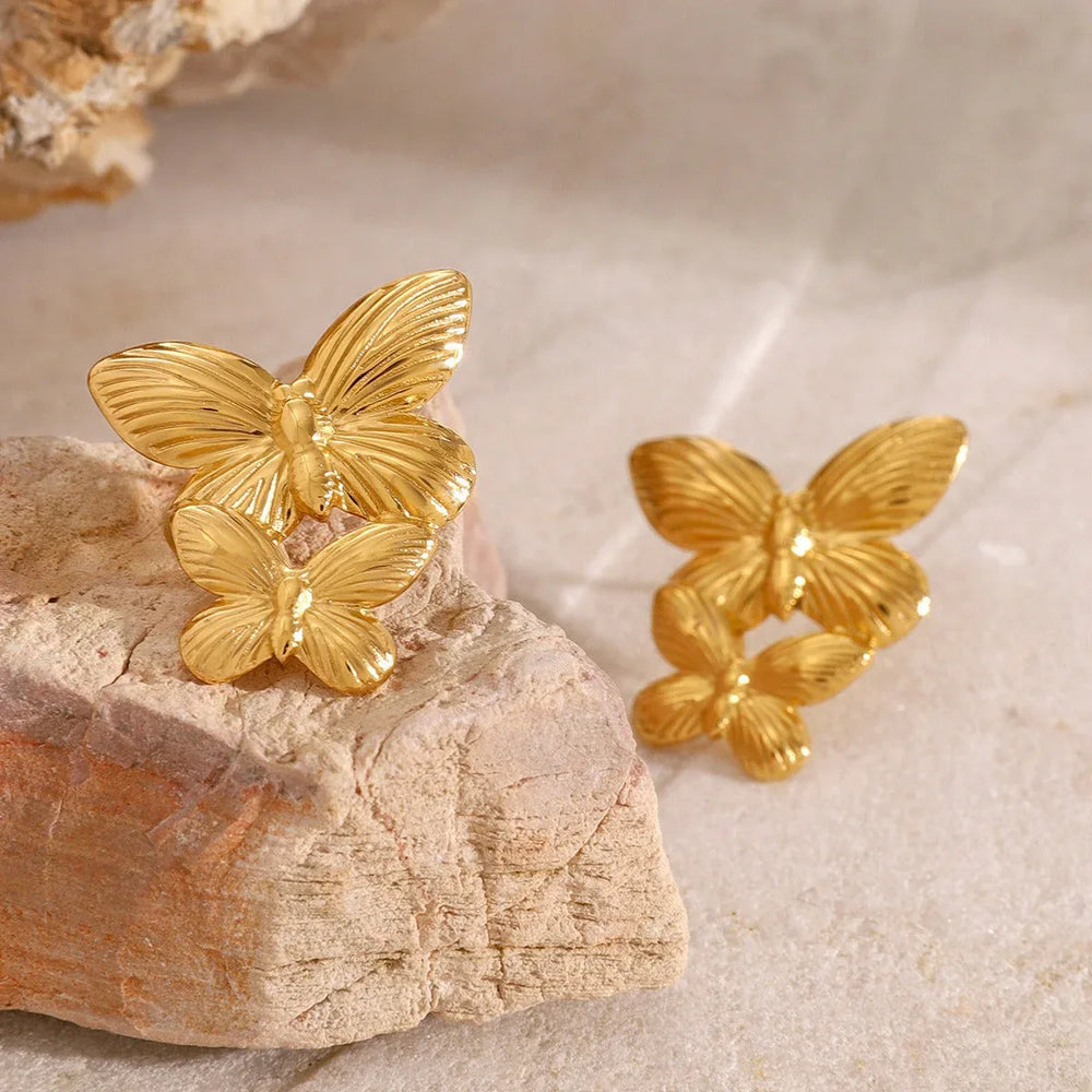 Papillon Luxe – 18K Gold Butterfly Textured Statement Earrings