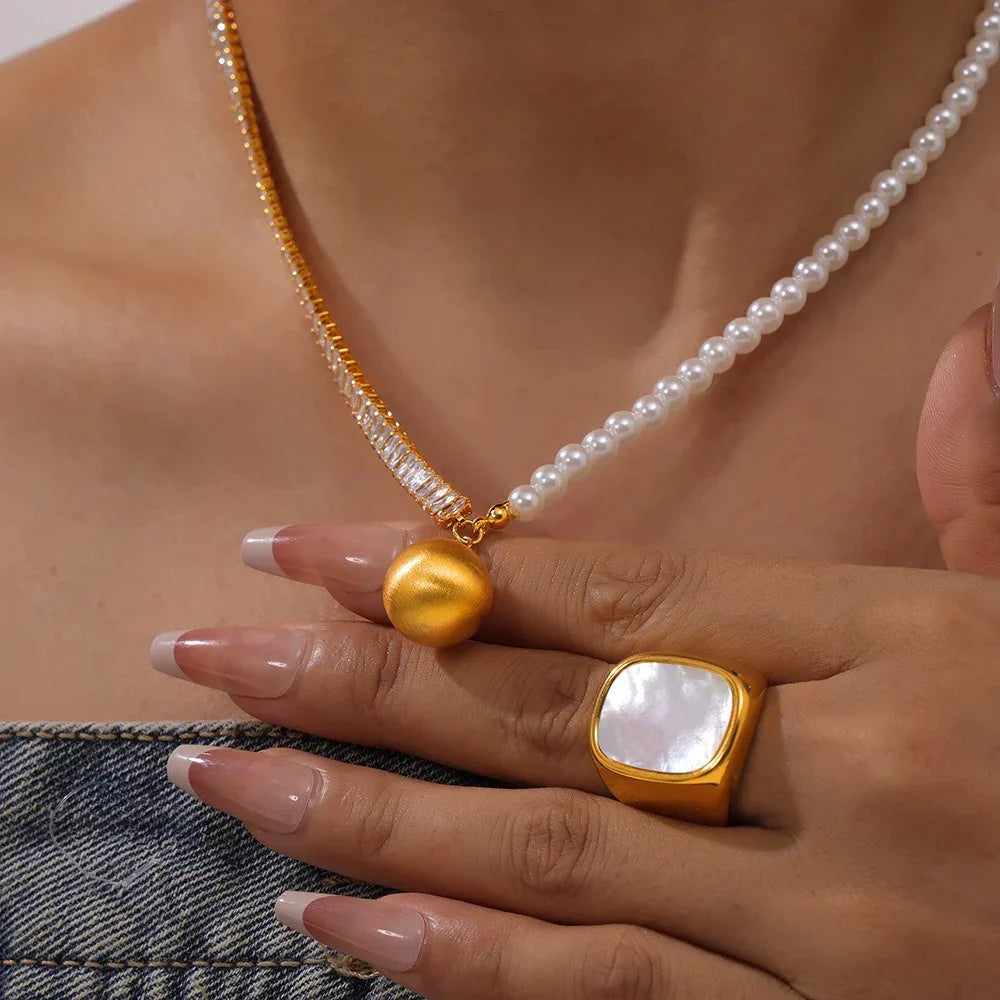 Light luxury necklace with sparkling square gem and layered pearl chain