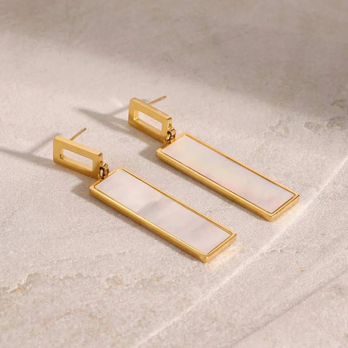 Luxe Line – 18K Gold Rectangular Drop Earrings with Gemstone Inlay
