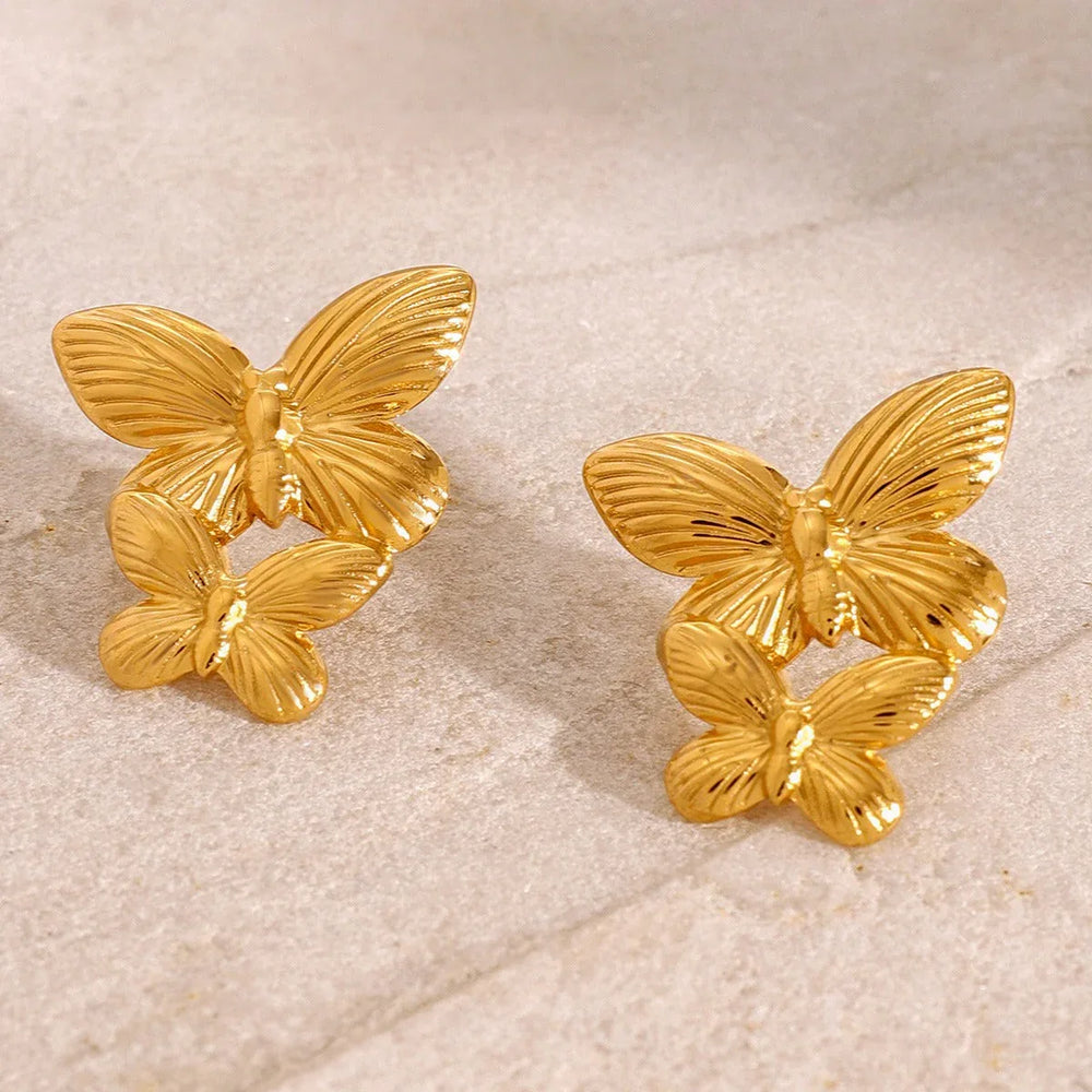 Papillon Luxe – 18K Gold Butterfly Textured Statement Earrings