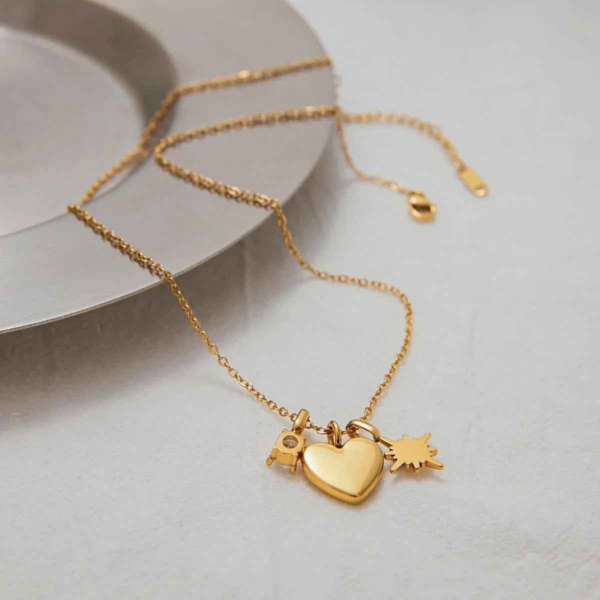 MOM Heart Necklace - 18K Gold Pendant with Gemstone Accent for Moms