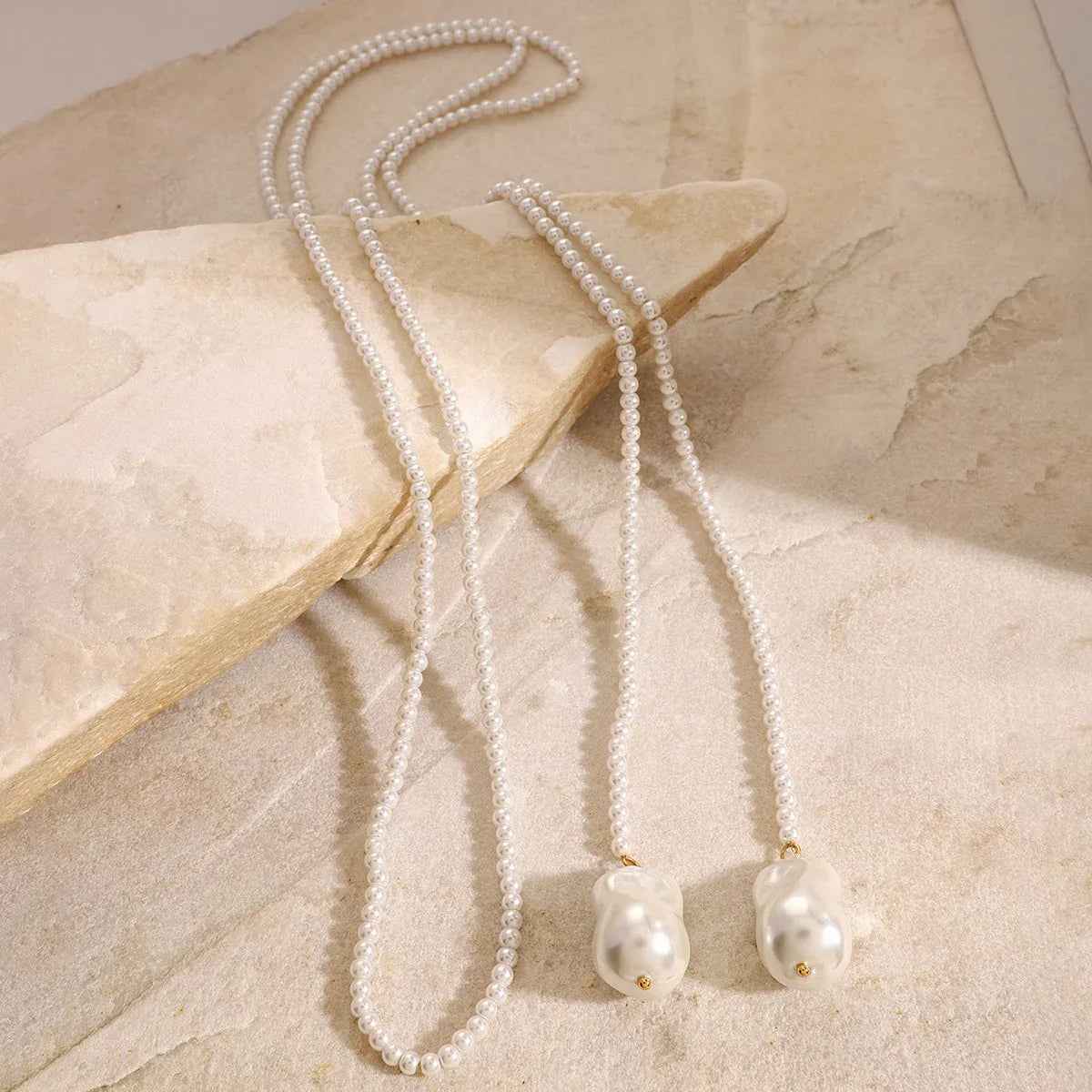 Aurora Pearl Gold Pearl Necklace – 18K Gold Beaded Luxury Design