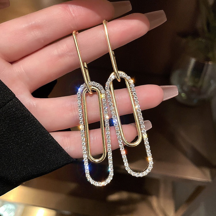 Diamond-studded paper clip earrings in 18K gold and S925 silver