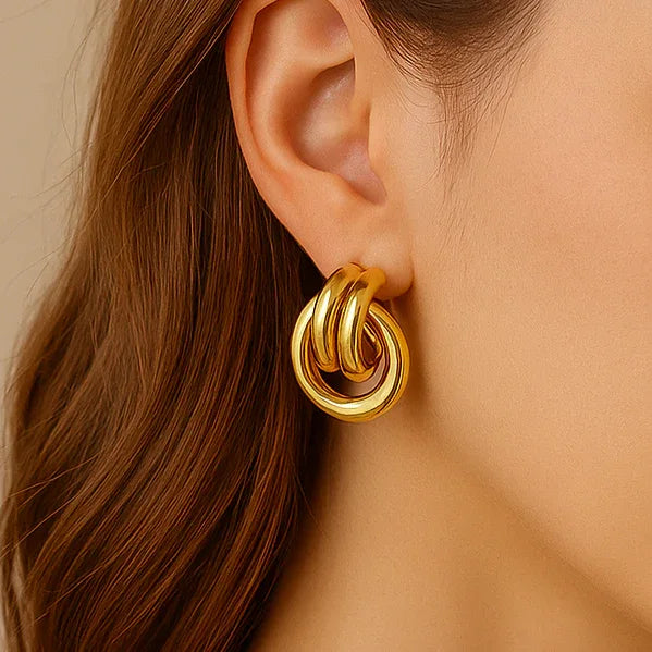 Oria Loop – 18K Gold Multi-Layer C-Hoop Earrings