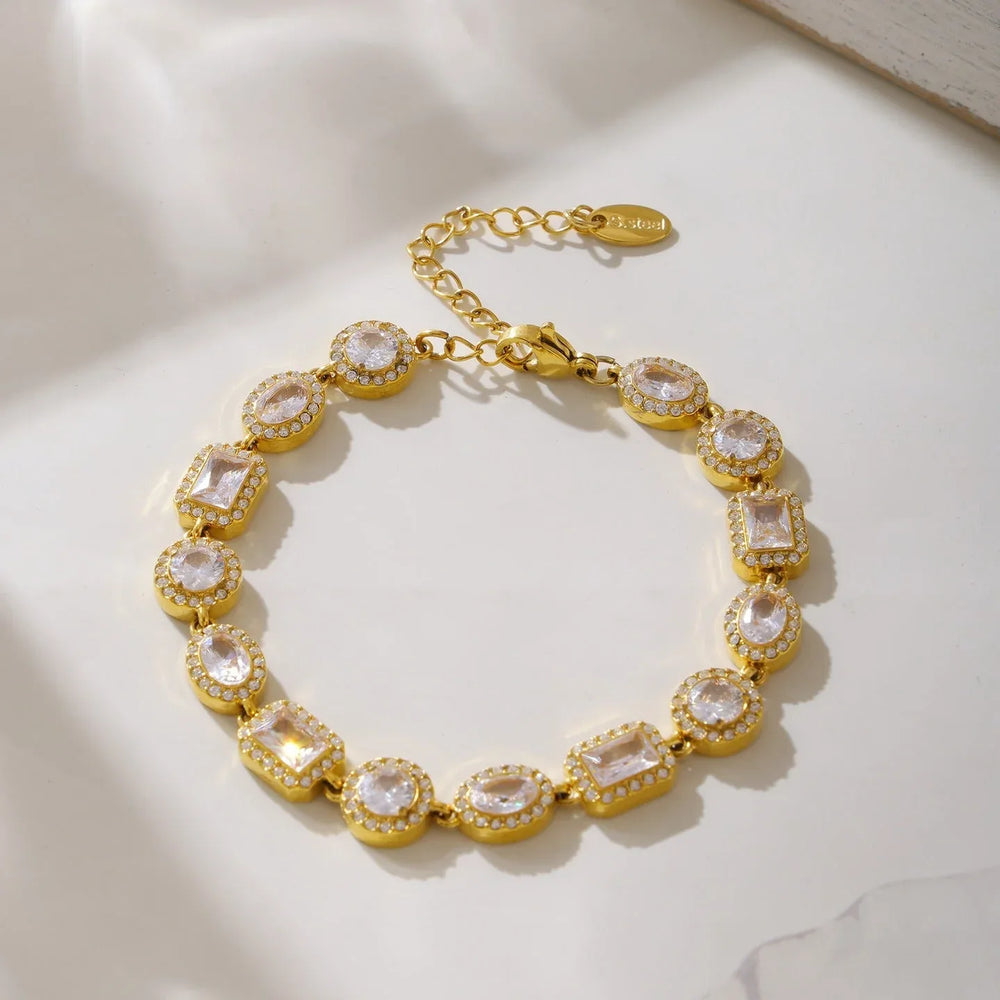 Exquisite diamond and zircon bracelet in geometric pattern
