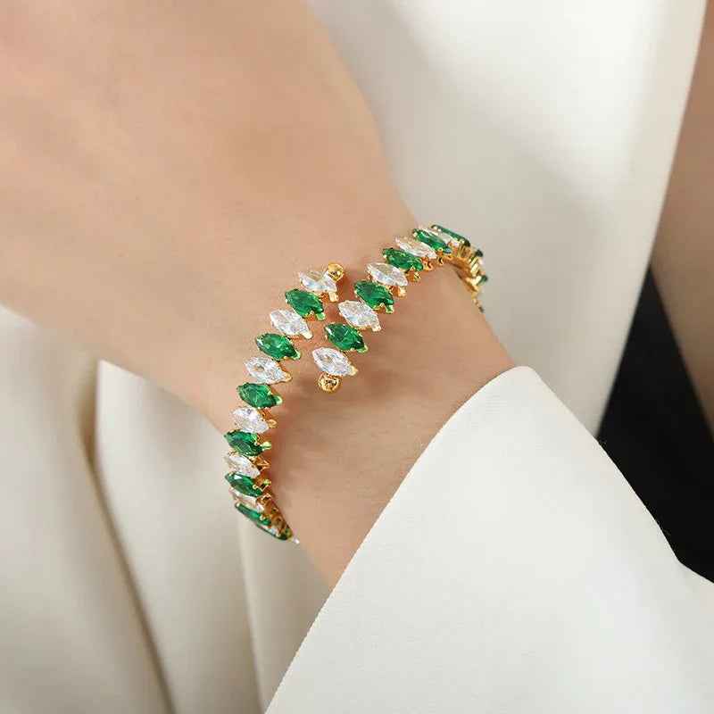 Celestia Gem Bracelet - Luxury 18K Gold with Dazzling Zircon Details