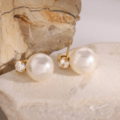 Luxury jewelry box with Golden Grace pearl earrings