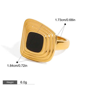 Geometric Texture Ring in 18K Gold - Classic Trapezoid Fashion Design