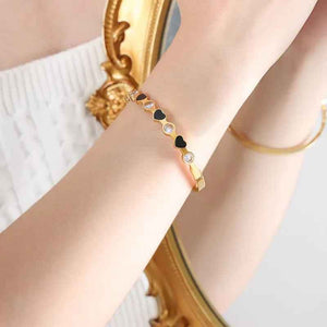 Heartbeat Shine 18K Gold Heart Bracelet with Zircon Design Open Bracelet