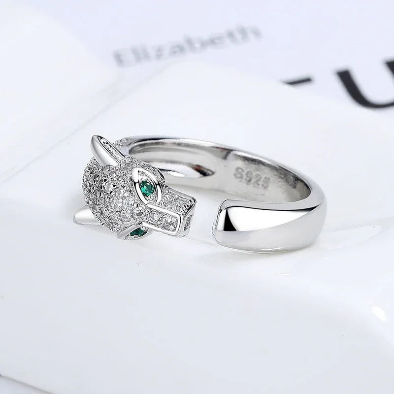 Regal Wild – Panther Head Inlaid Diamond Exquisite Noble Ring